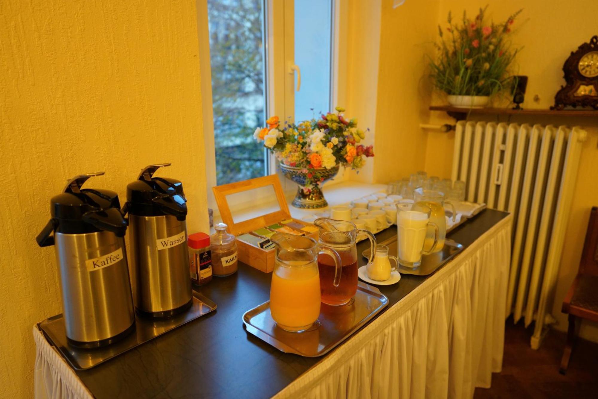 Hotelpension Margrit Berlijn Buitenkant foto