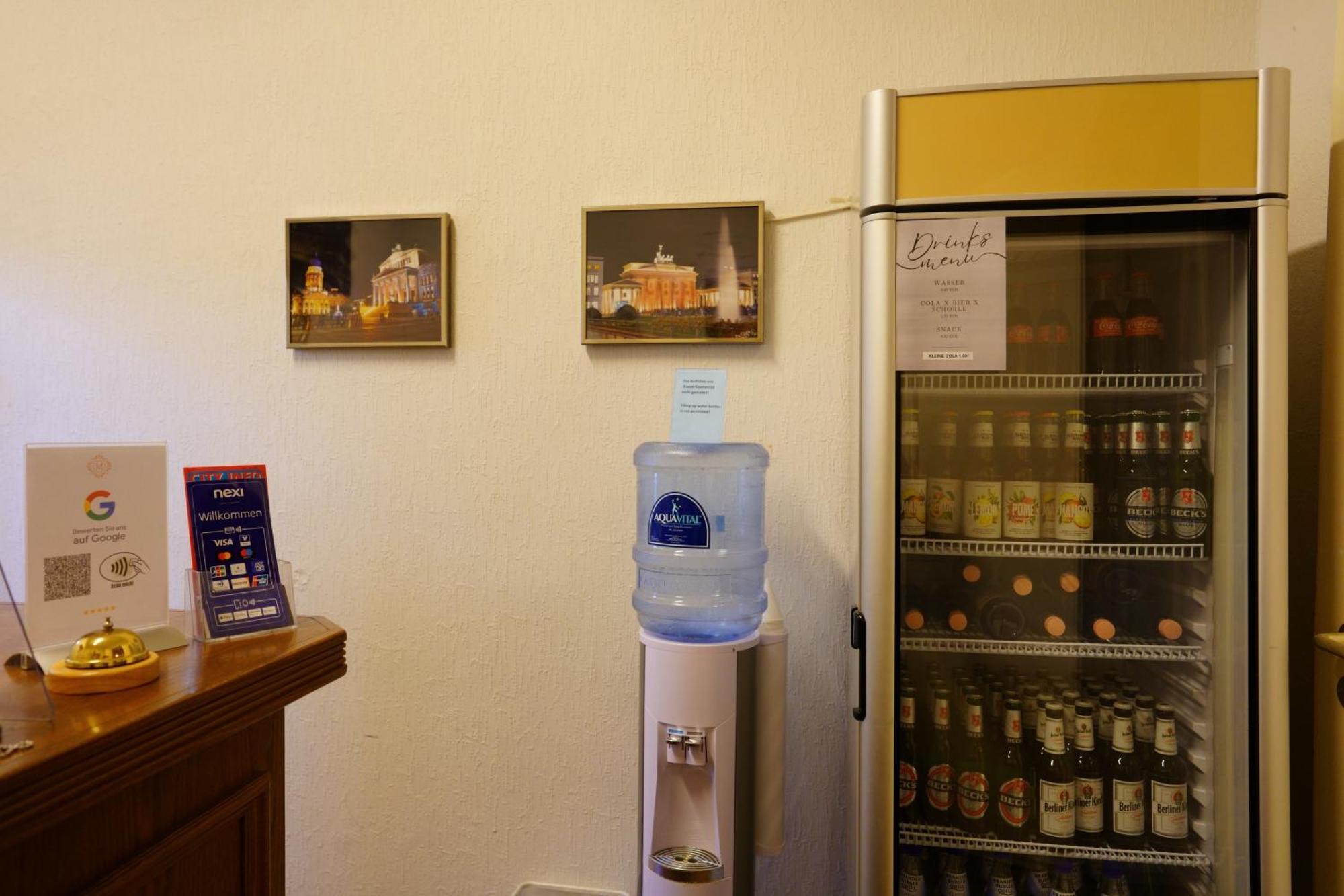 Hotelpension Margrit Berlijn Buitenkant foto