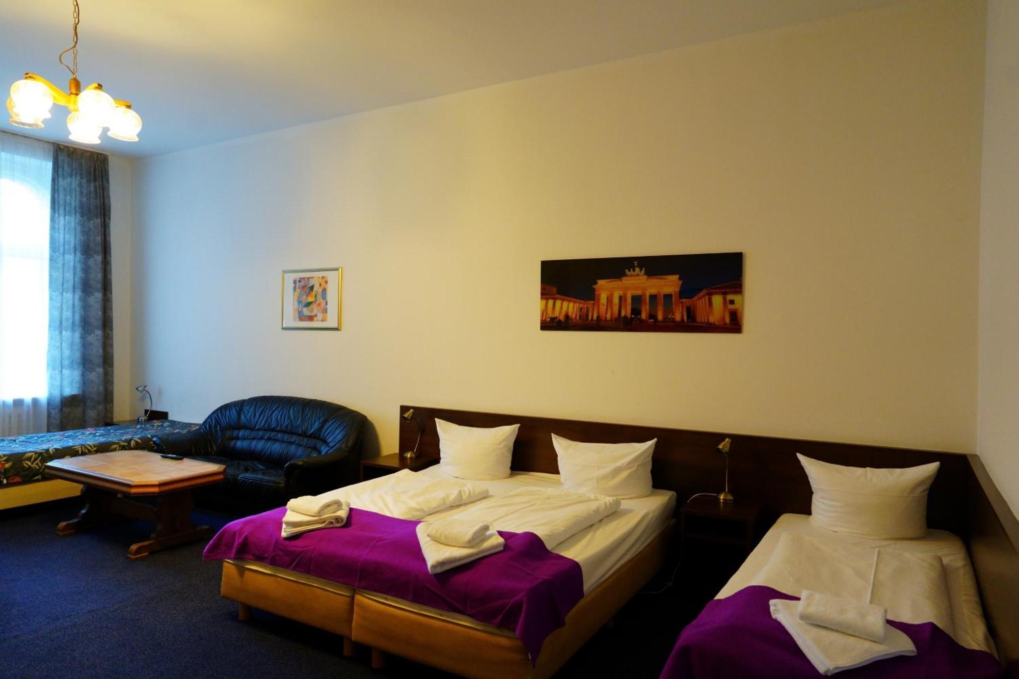 Hotelpension Margrit Berlijn Buitenkant foto