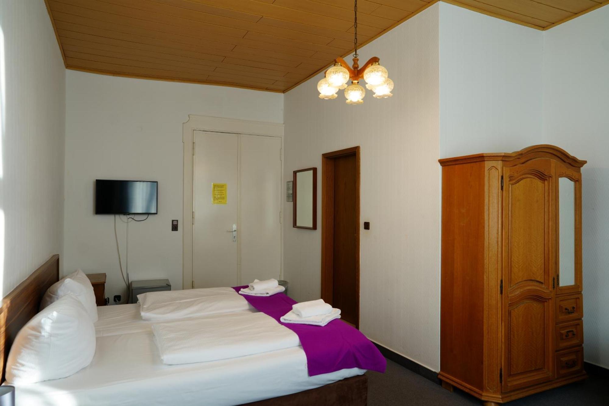 Hotelpension Margrit Berlijn Buitenkant foto