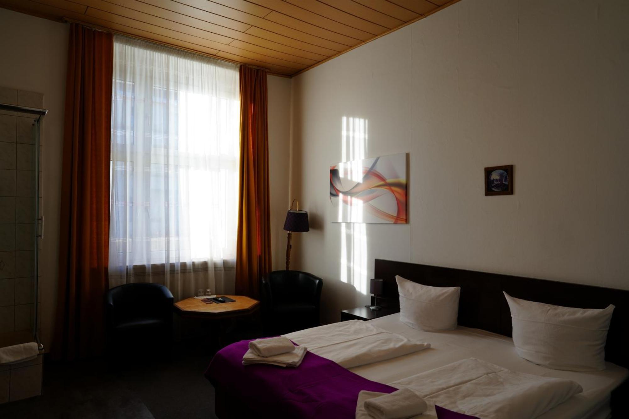 Hotelpension Margrit Berlijn Buitenkant foto
