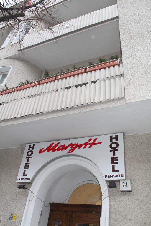 Hotelpension Margrit Berlijn Buitenkant foto
